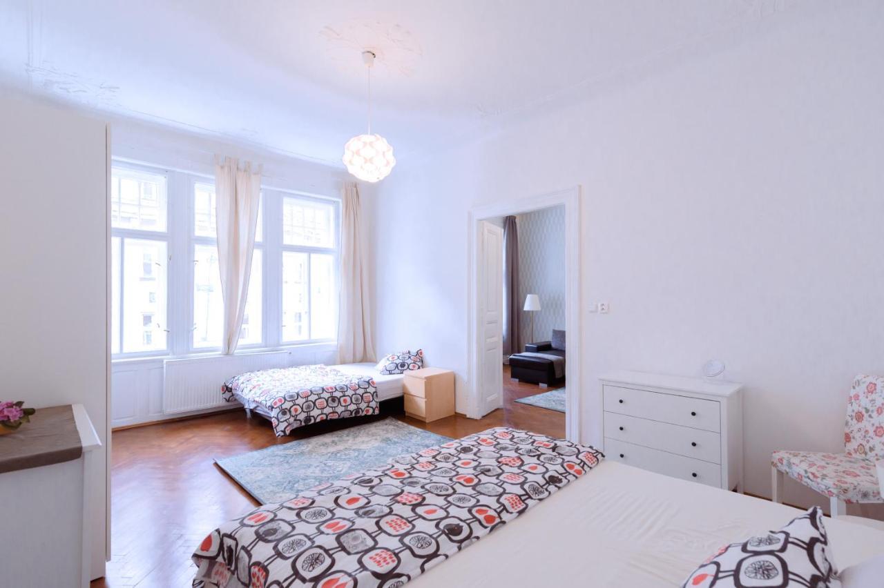 Apartments Vezenska Praha Eksteriør bilde