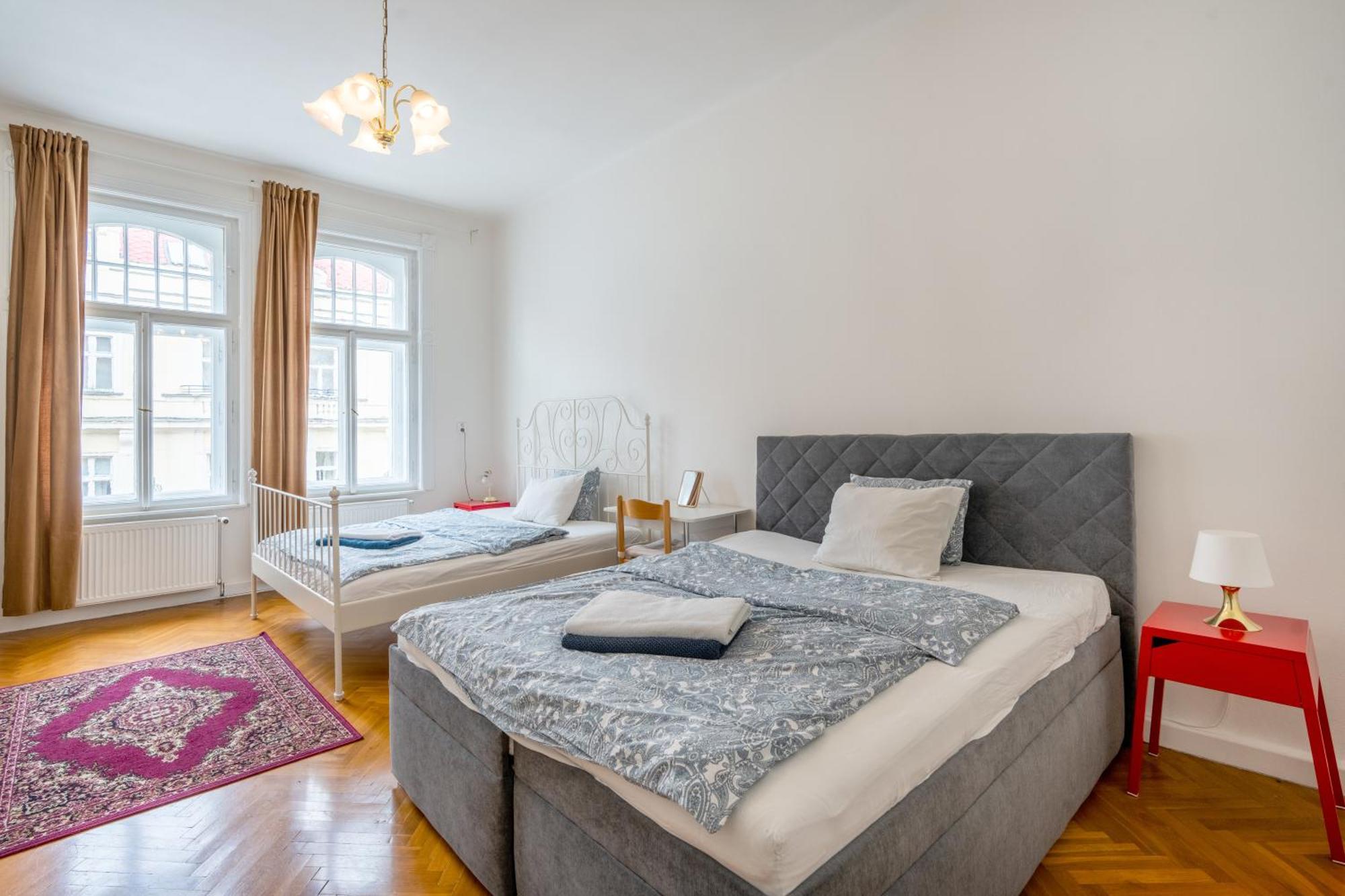 Apartments Vezenska Praha Rom bilde